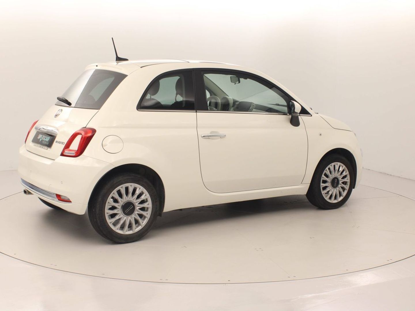 Fiat 500 1.0 Hybrid Dolcevita 51 kW (70 CV)