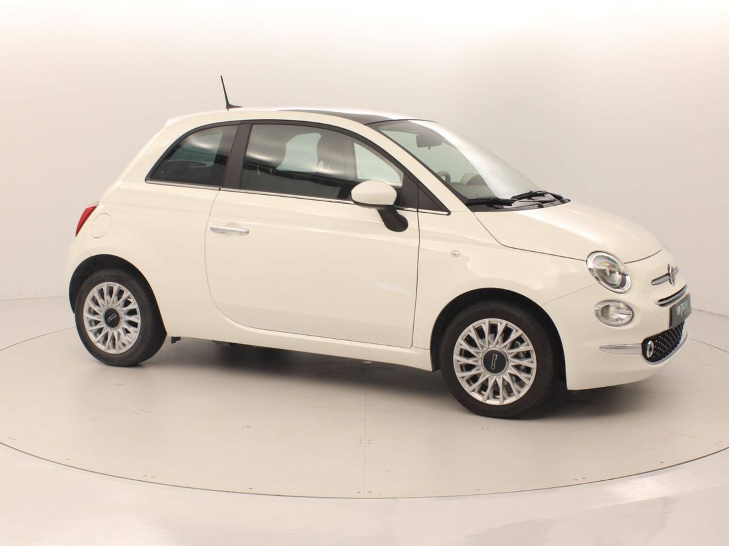 Fiat 500 1.0 Hybrid Dolcevita 51 kW (70 CV)