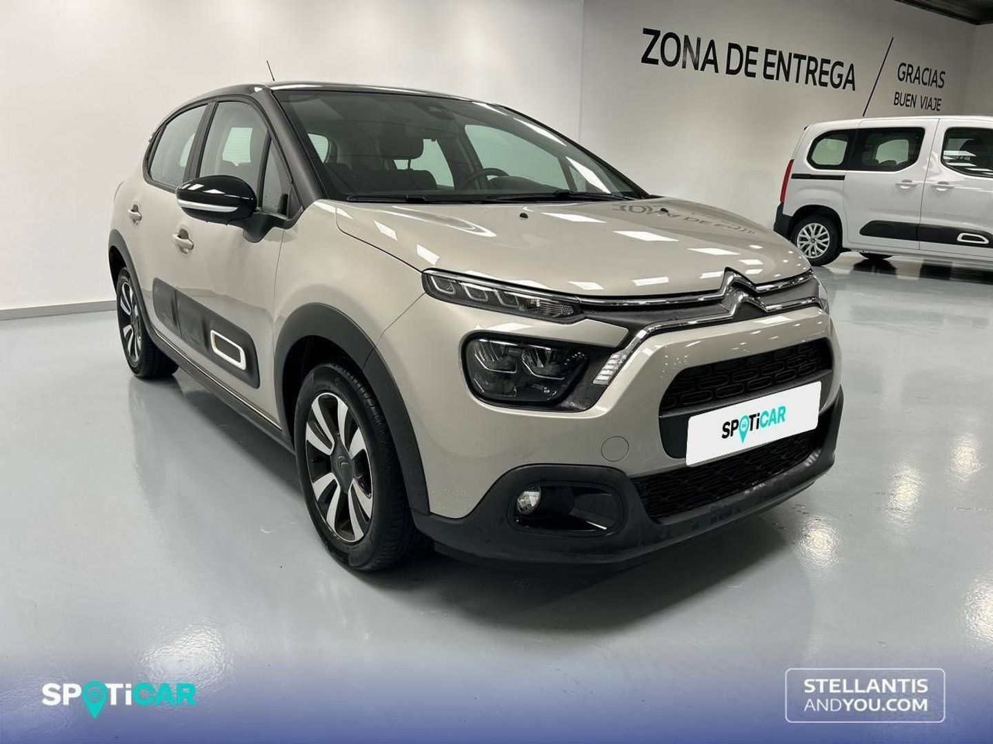 Citroen C3 PureTech 82 Shine 61 kW (83 CV)