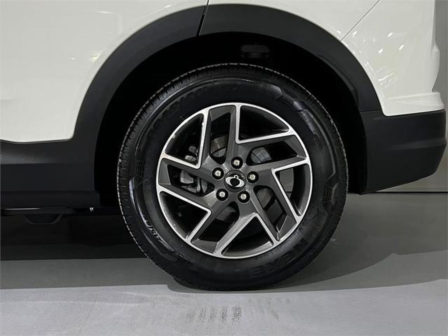 Ssangyong Korando E-motion Limited Auto 140 kW (190 CV)