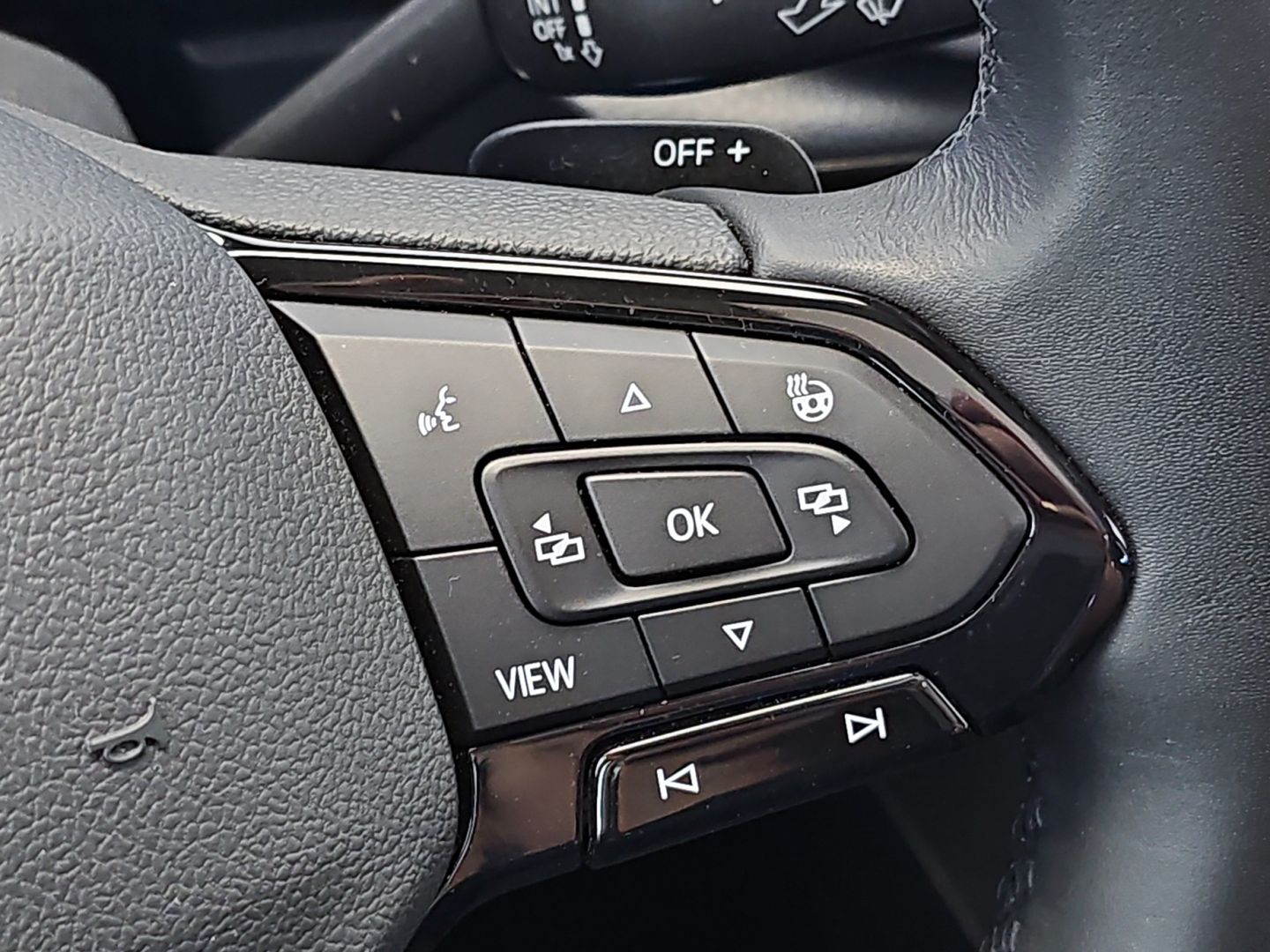 Ford Grand Tourneo Connect 2.0 Ecoblue Active Auto 90 kW (122 CV)