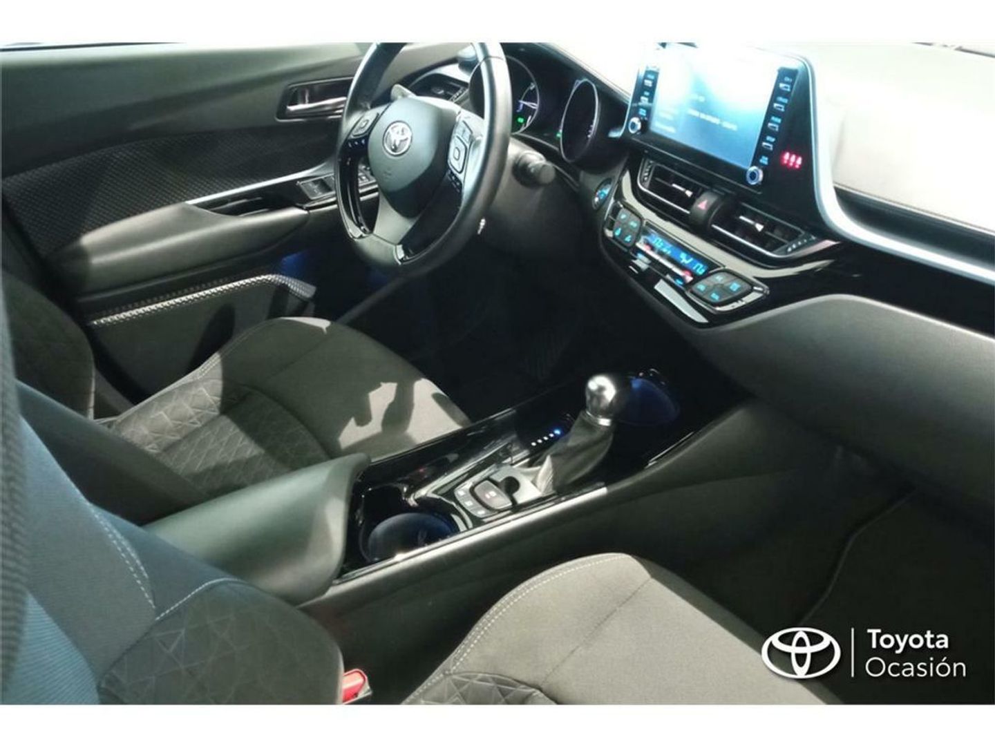 Toyota C-HR 1.8 125H Advance 90 kW (122 CV)