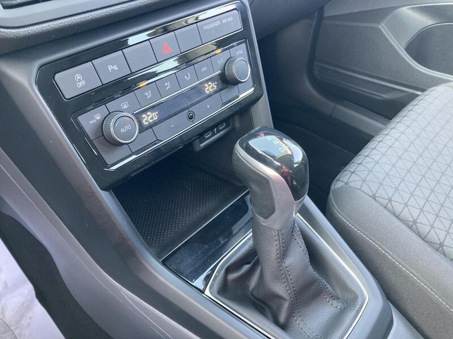 Volkswagen T-Cross Advance 1.0 TSI 81 kW (110 CV) DSG