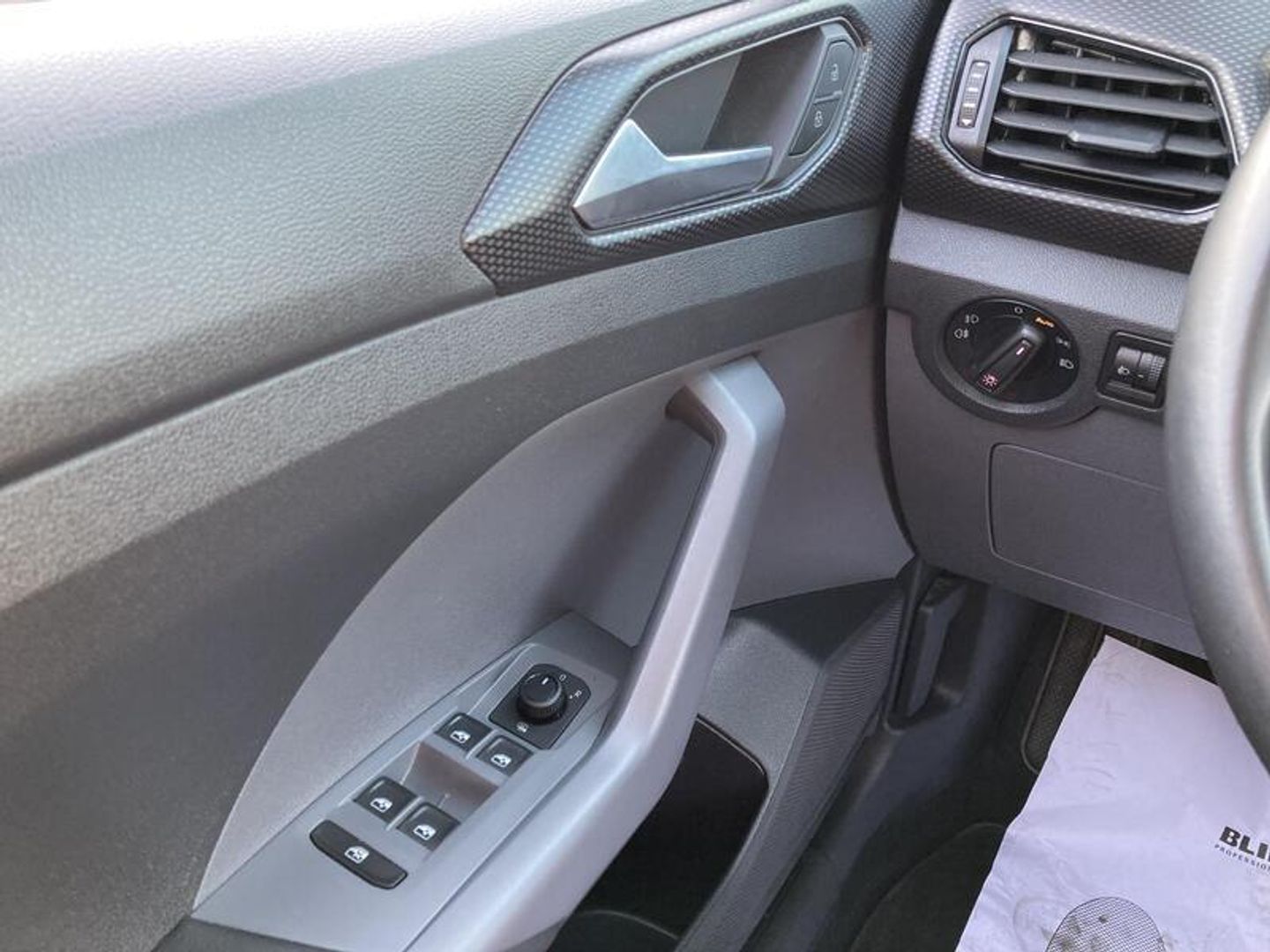 Volkswagen T-Cross Advance 1.0 TSI 81 kW (110 CV) DSG