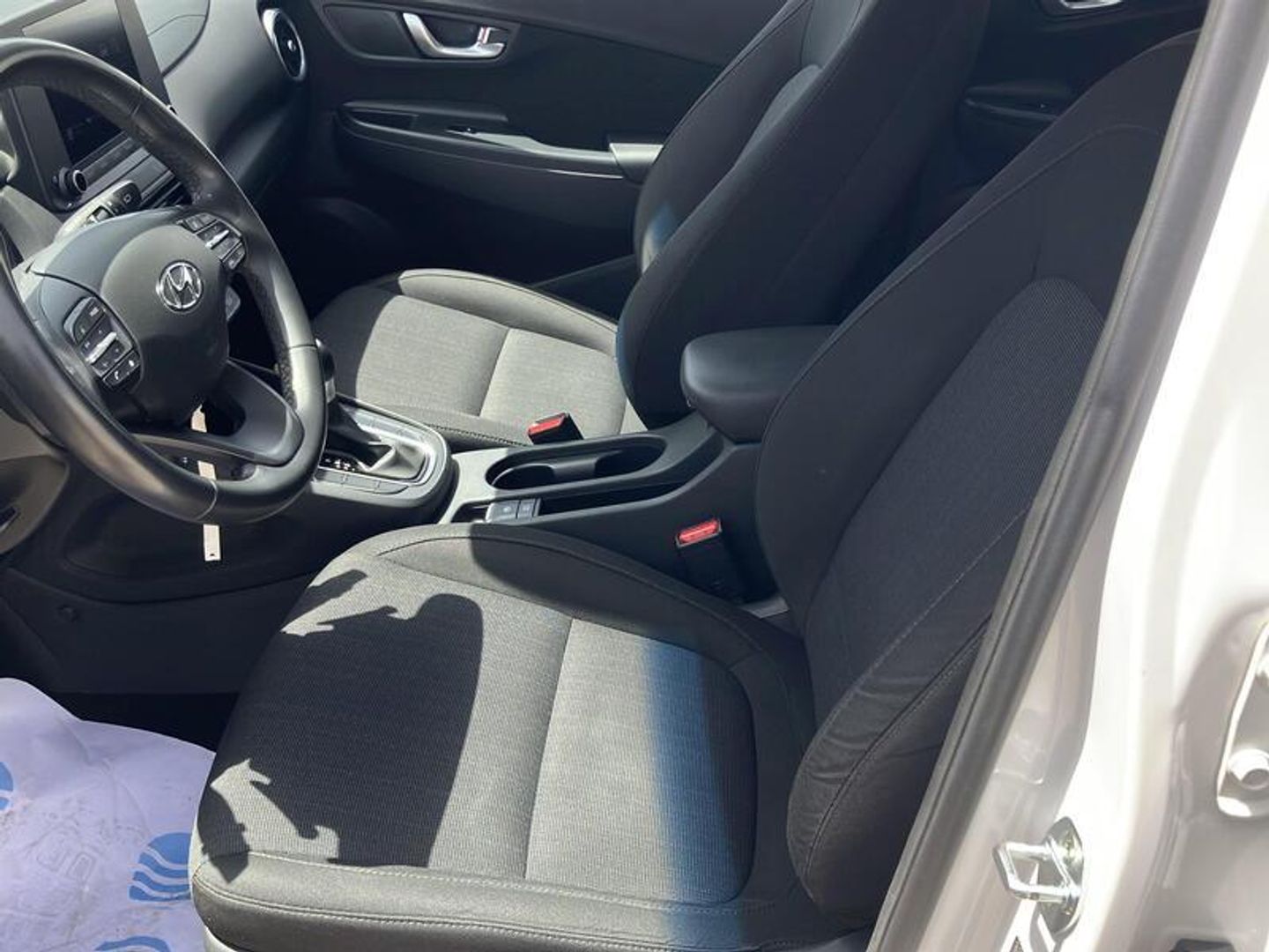 Hyundai Kona 1.6 GDI HEV Maxx DCT 104 kW (141 CV)