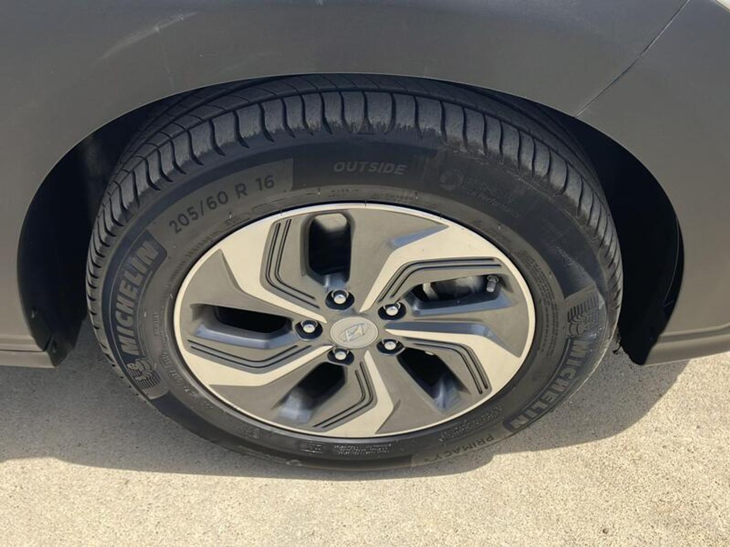 Hyundai Kona 1.6 GDI HEV Maxx DCT 104 kW (141 CV)