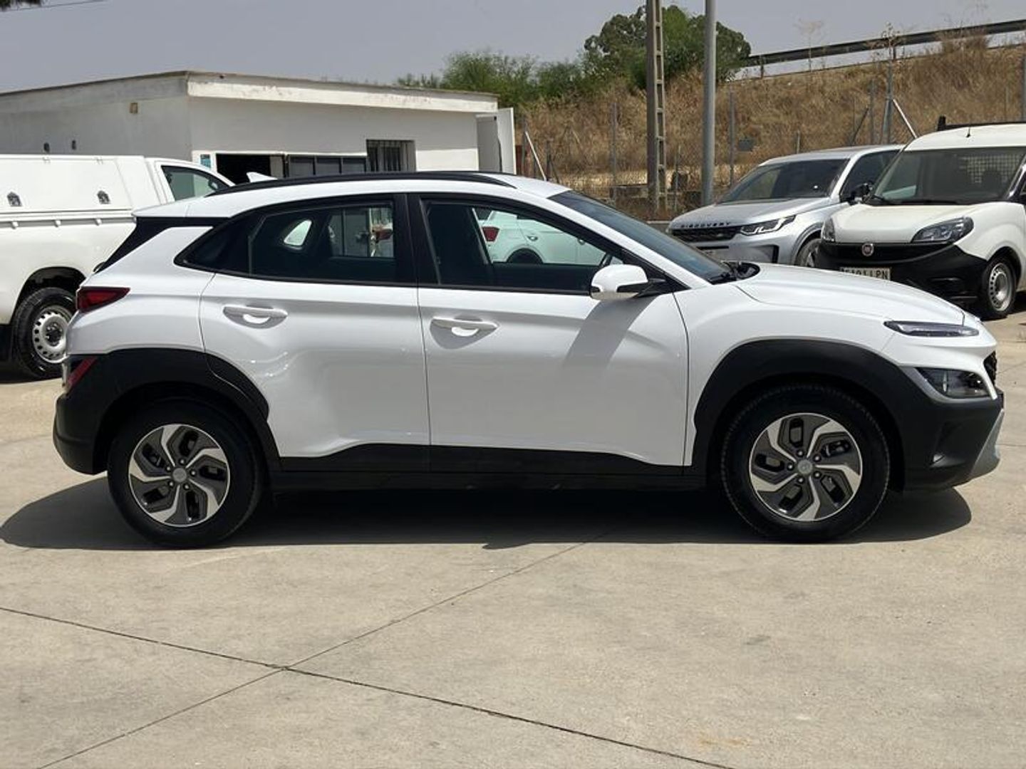 Hyundai Kona 1.6 GDI HEV Maxx DCT 104 kW (141 CV)