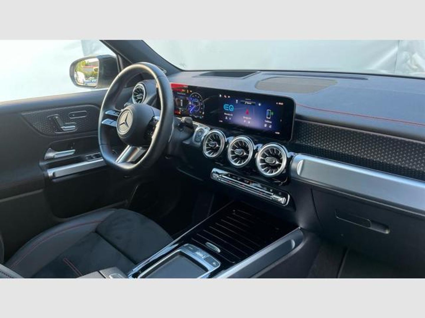Mercedes-Benz EQB 300 4Matic 168 kW (228 CV)