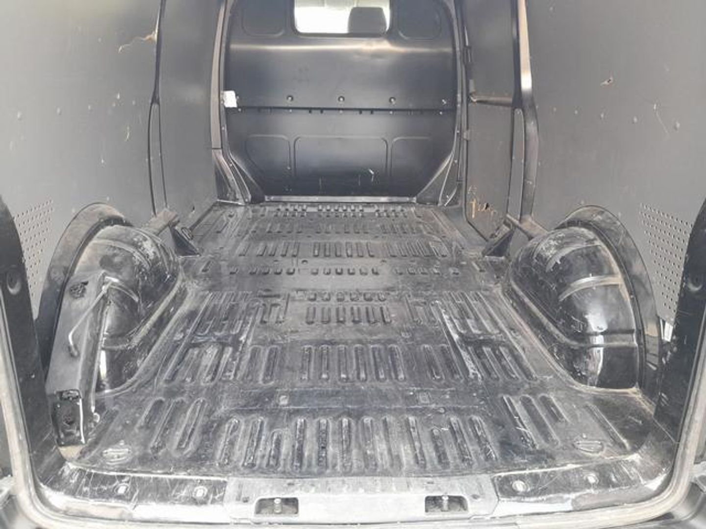 Volkswagen Transporter Furgon Batalla Larga TA 2.0 TDI 81 kW (110 CV)