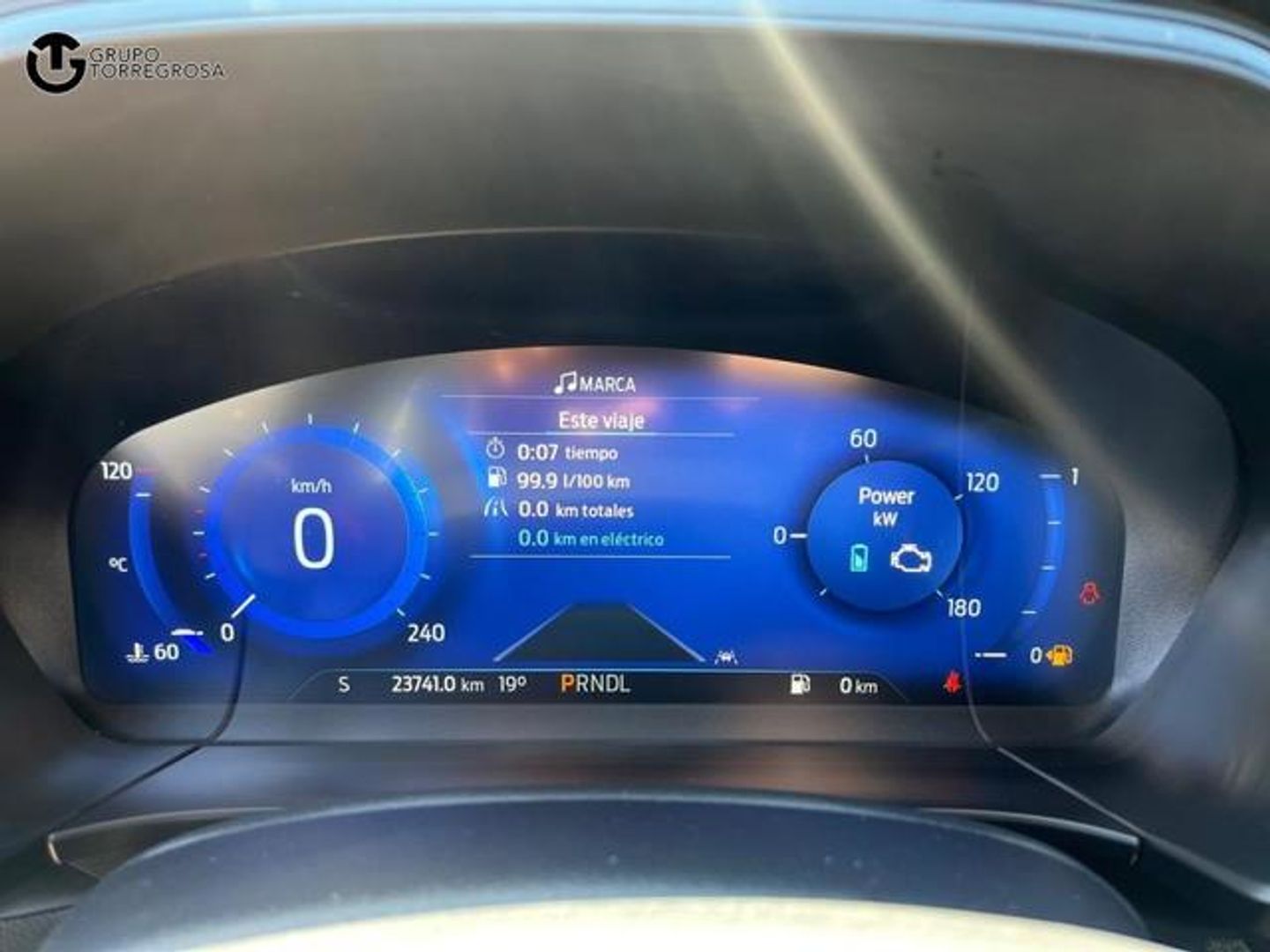 Ford Kuga 2.5 Duratec FHEV ST-Line Auto 140 kW (190 CV)