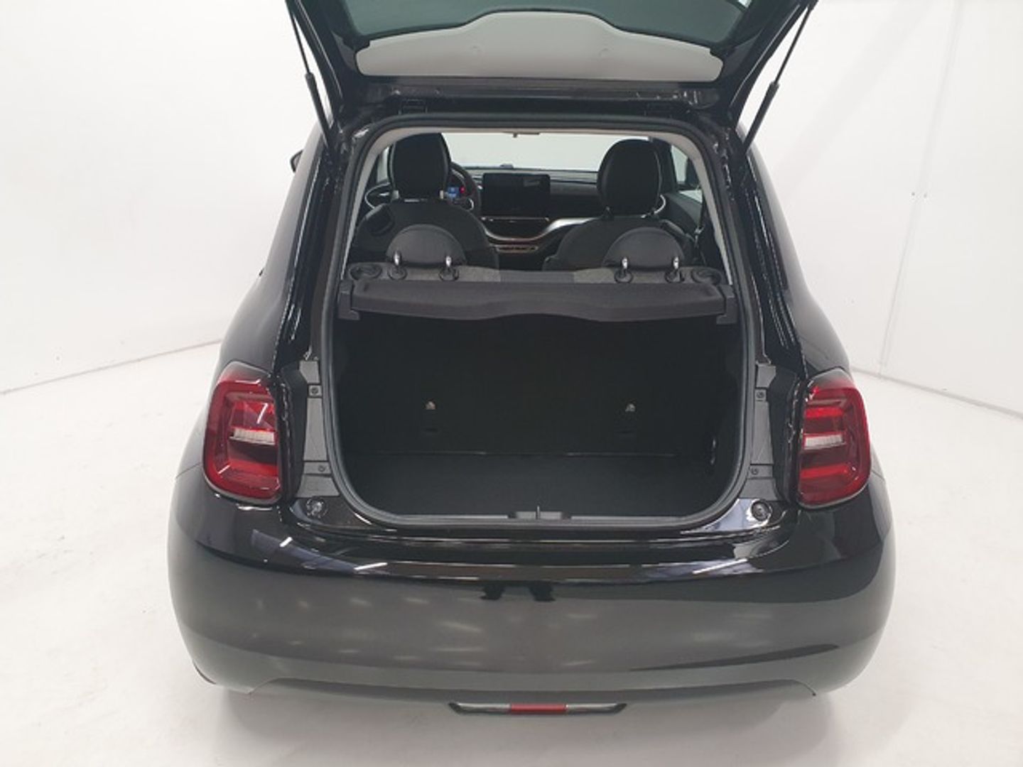 Fiat 500 Electrico Monotrim 320km 87 kW (118 CV)