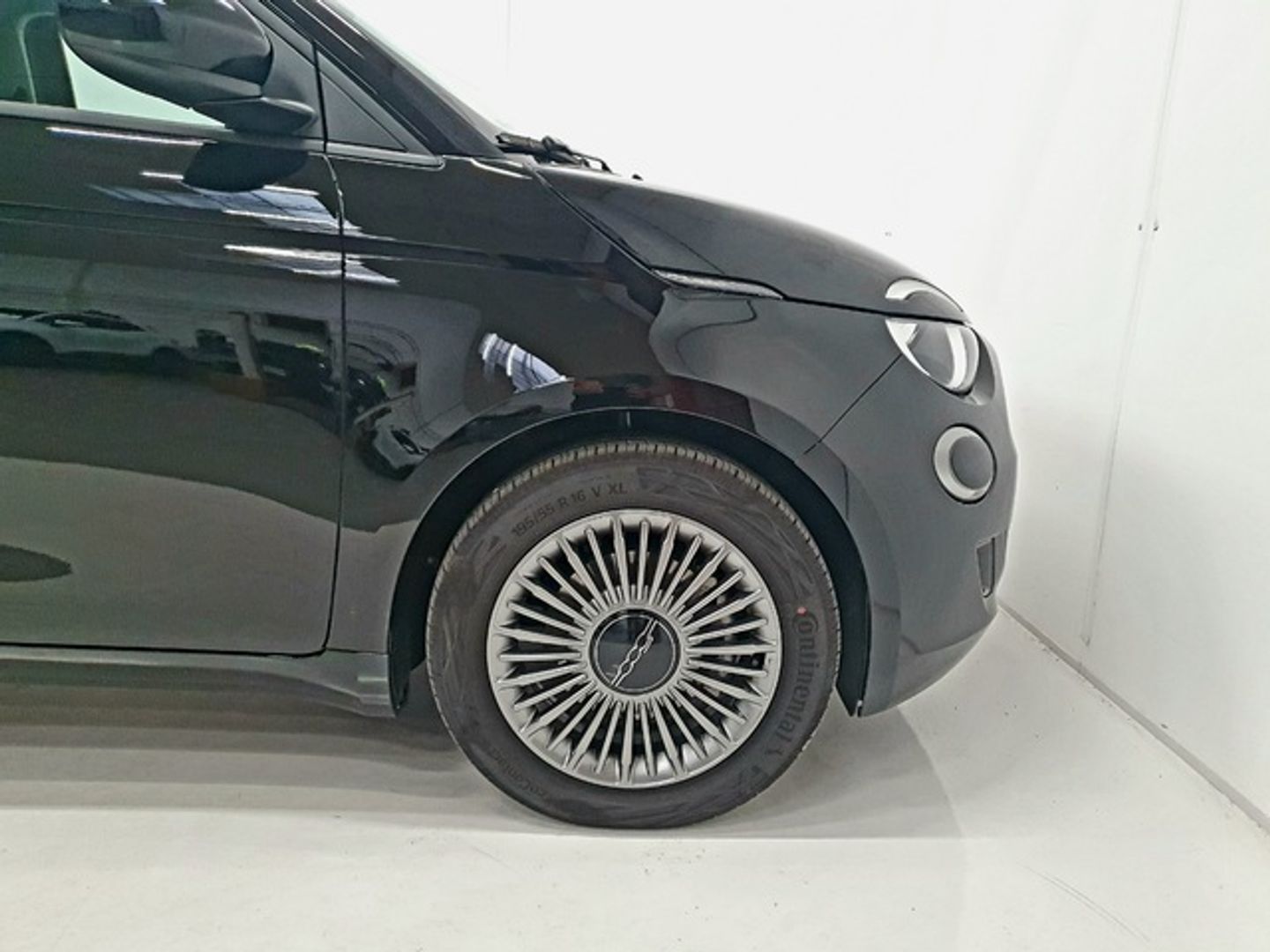 Fiat 500 Electrico Monotrim 320km 87 kW (118 CV)