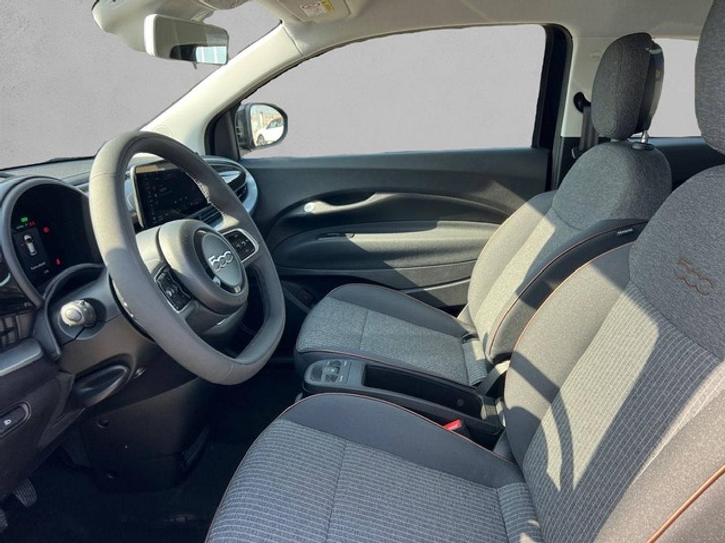 Fiat 500 Electrico Monotrim 320km 87 kW (118 CV)