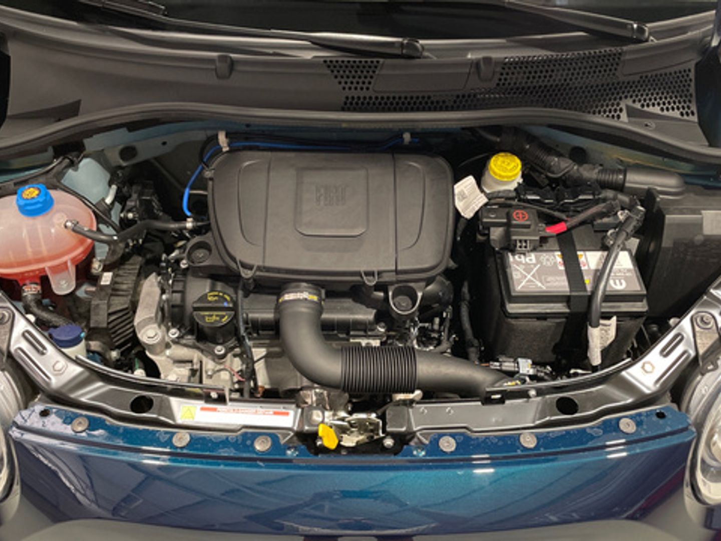 Fiat 500 1.0 Hybrid Dolcevita 51 kW (70 CV)