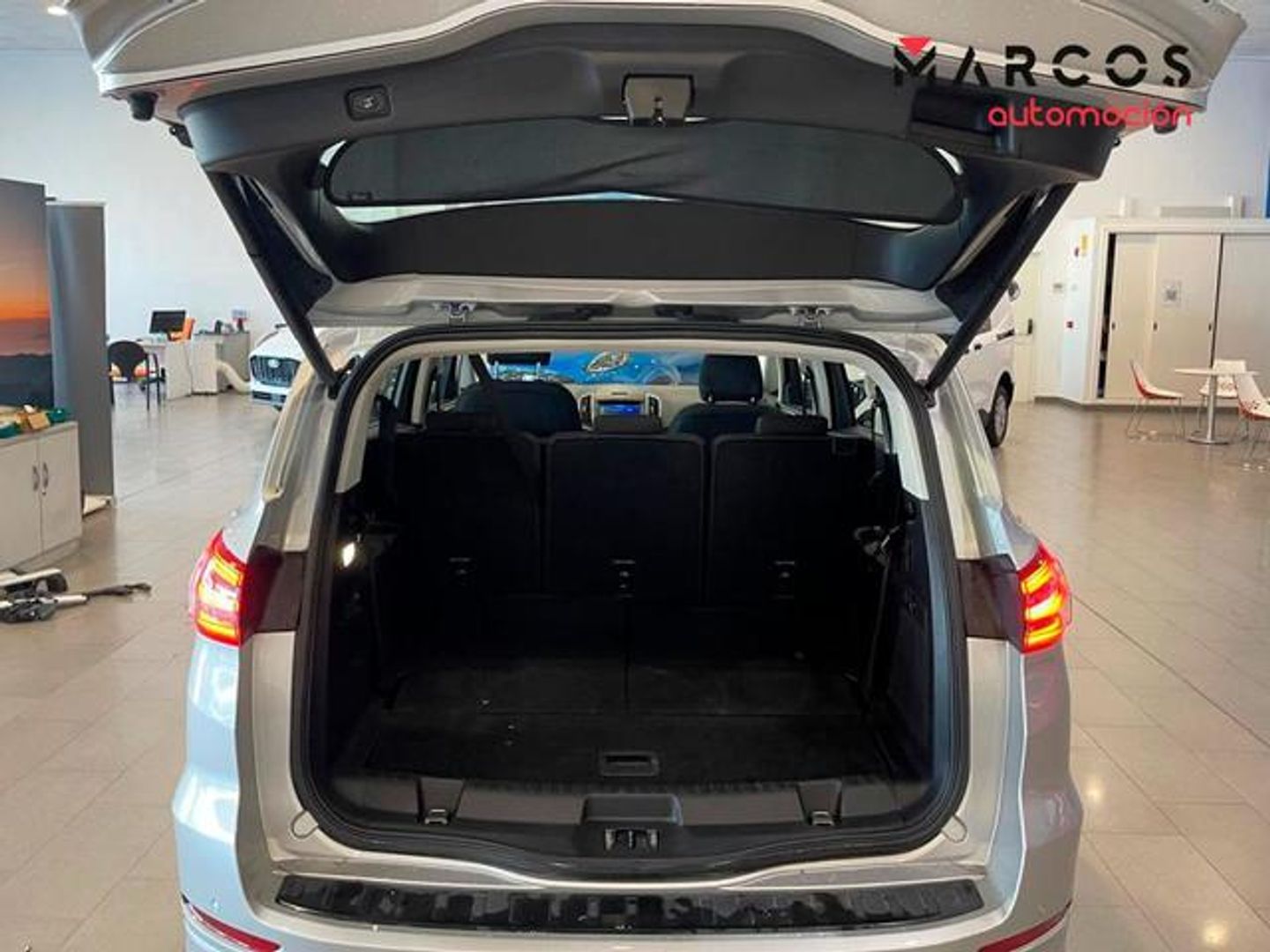 Ford S-Max 2.5 Duratec FHEV Titanium 140 kW (190 CV)