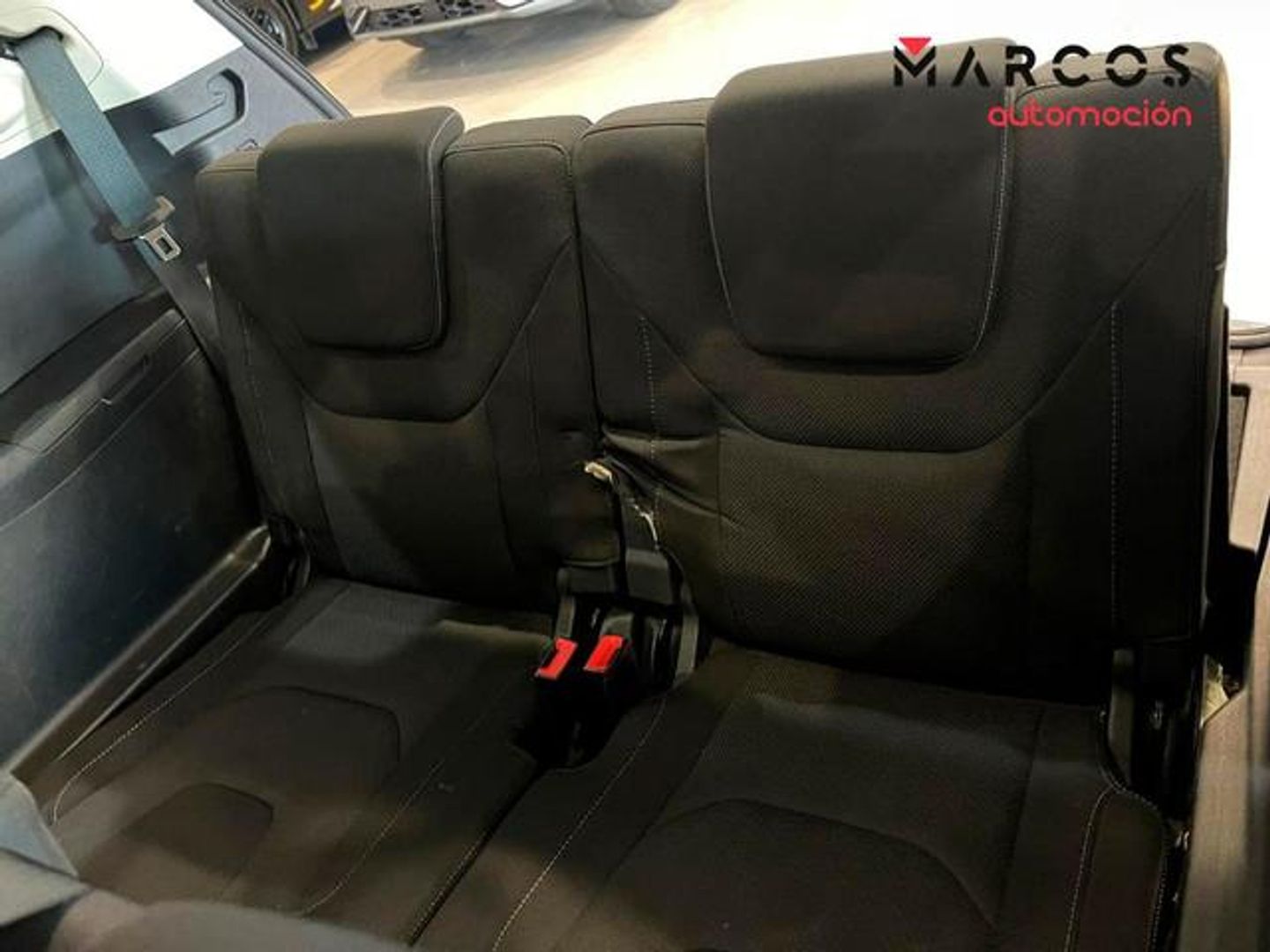 Ford S-Max 2.5 Duratec FHEV Titanium 140 kW (190 CV)