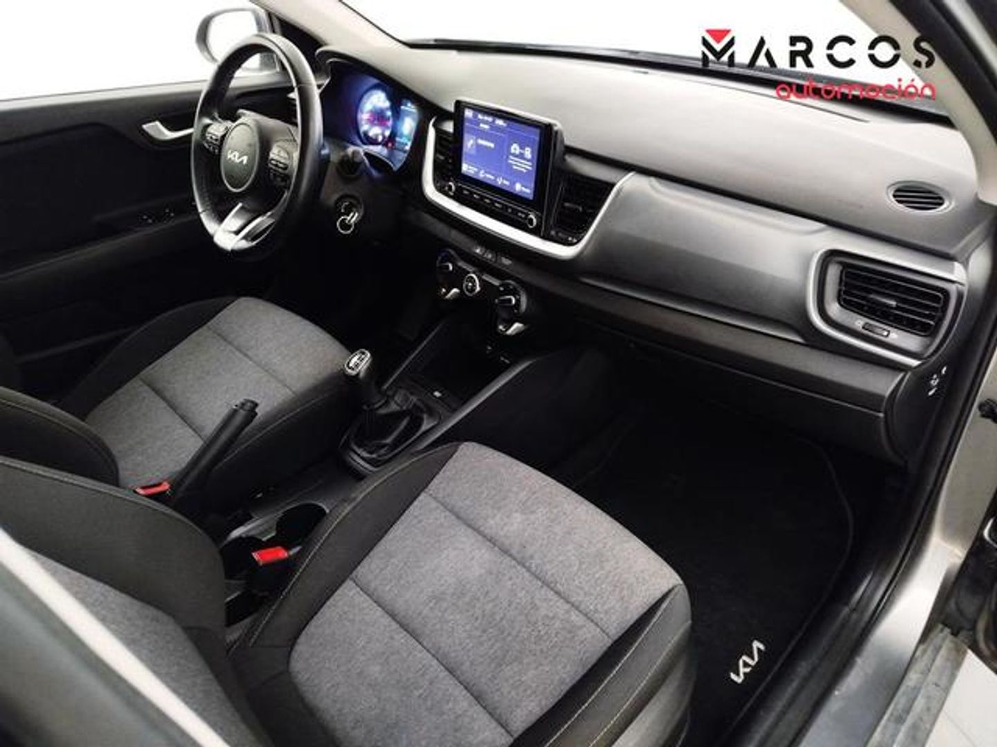 Kia Stonic 1.0 T-GDi MHEV MT Concept 74 kW (100 CV)