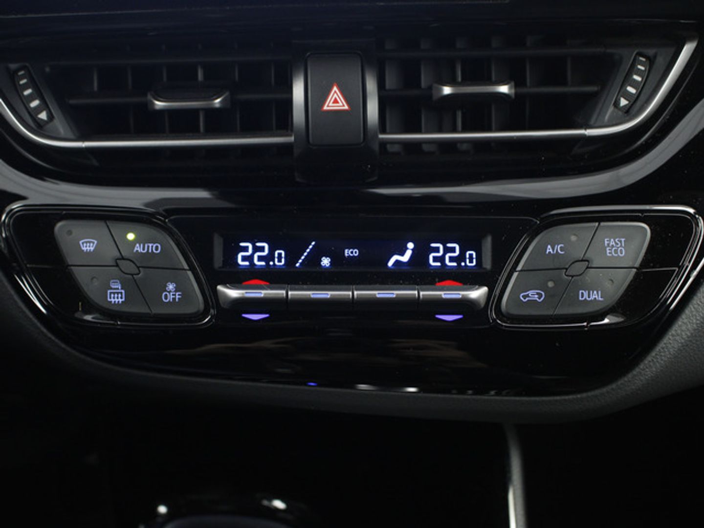 Toyota C-HR 1.8 125H Advance 90 kW (122 CV)