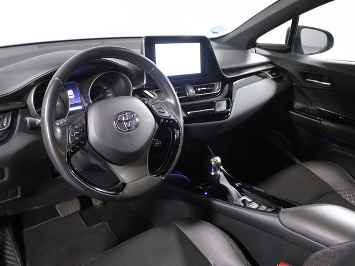 Toyota C-HR 1.8 125H Advance 90 kW (122 CV)