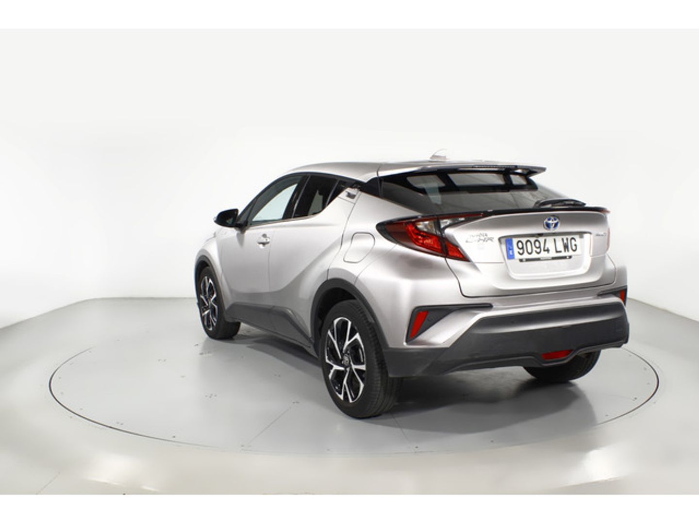 Toyota C-HR 1.8 125H Advance 90 kW (122 CV)