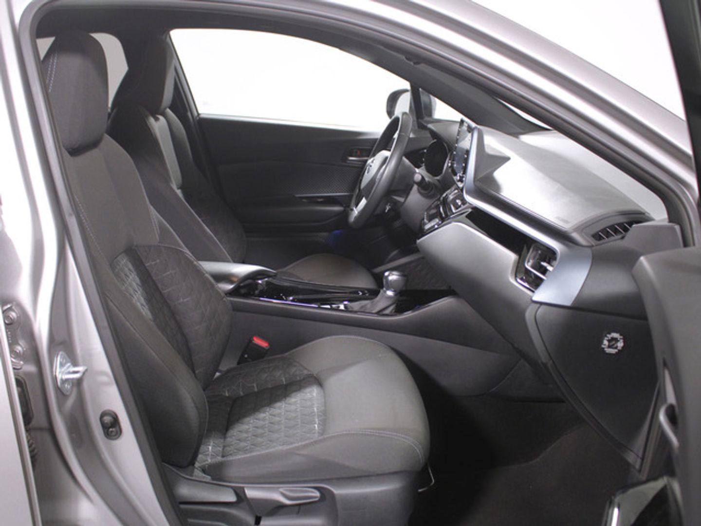 Toyota C-HR 1.8 125H Advance 90 kW (122 CV)