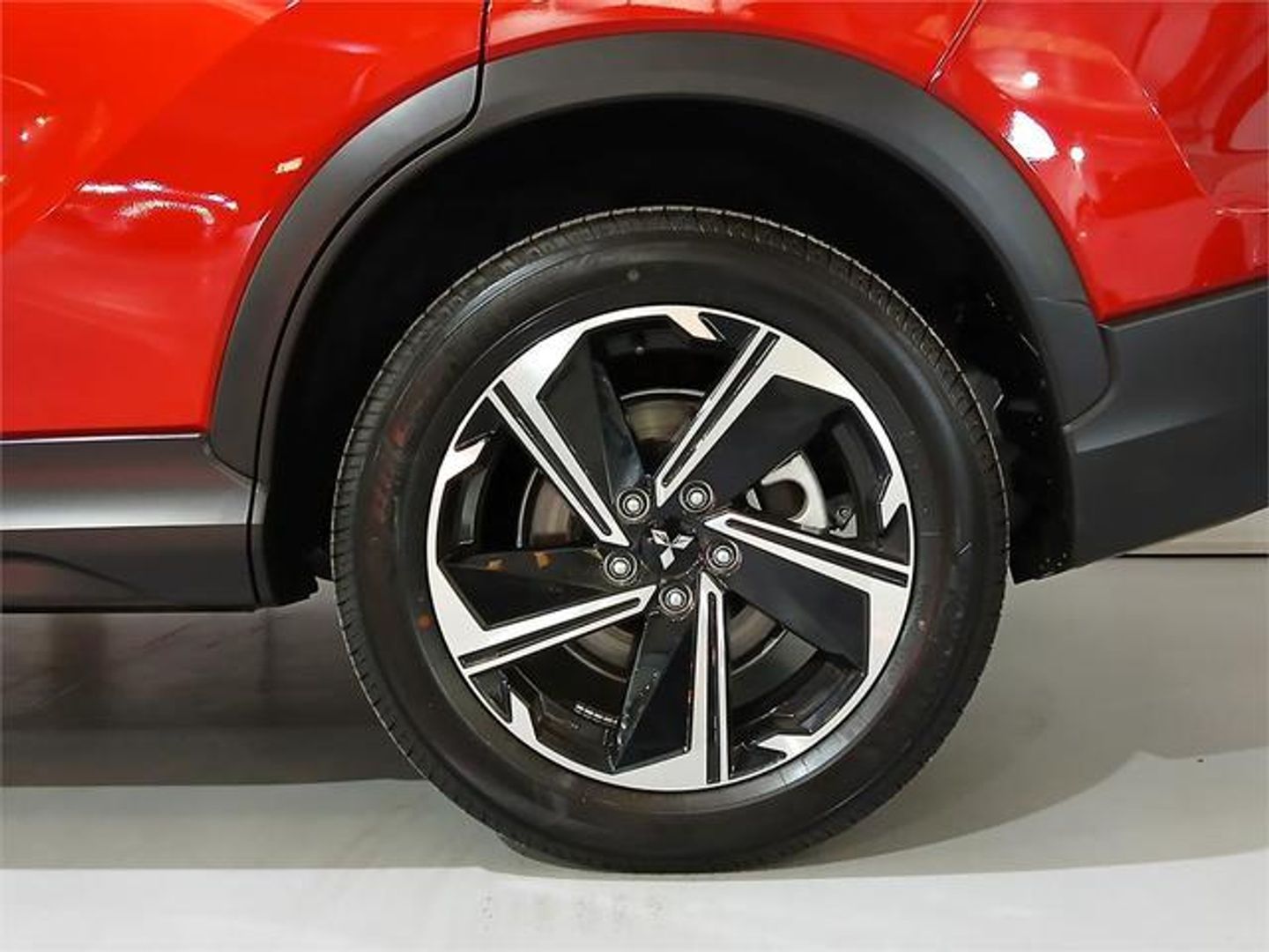 Mitsubishi Eclipse Cross 2.4 PHEV Motion 4WD Auto 138 kW (188 CV)