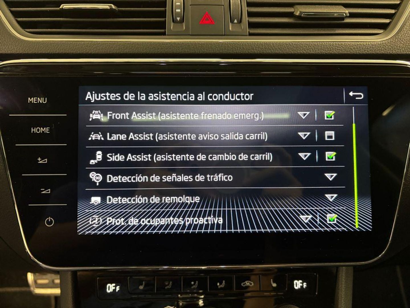 Skoda Superb Combi 2.0 TDI Scout 4x4 DSG 147 kW (200 CV)