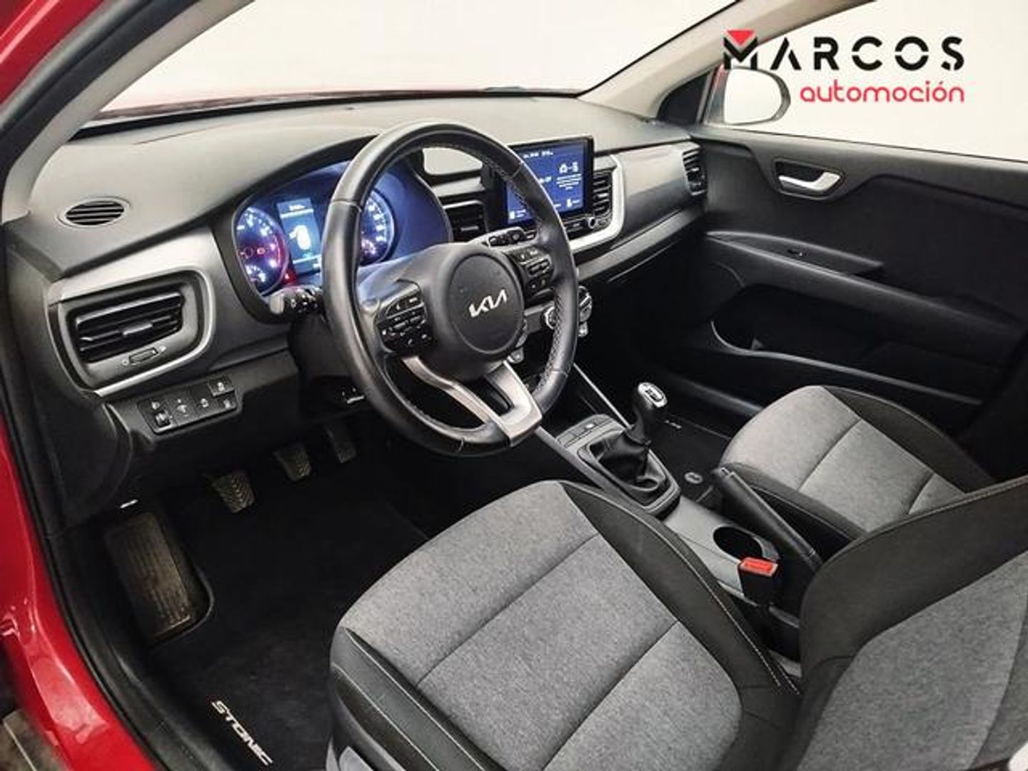 Kia Stonic 1.0 T-GDi MHEV MT Concept 74 kW (100 CV)