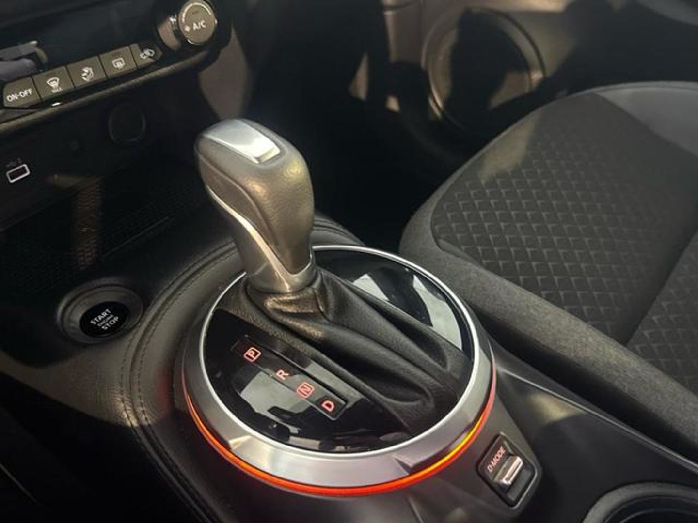 Nissan Juke DIG-T N-Connecta 4x2 DCT 84 kW (114 CV)