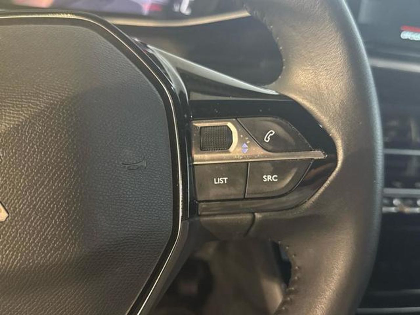 Peugeot 2008 PureTech 100 S&S Allure Pack 75 kW (100 CV)