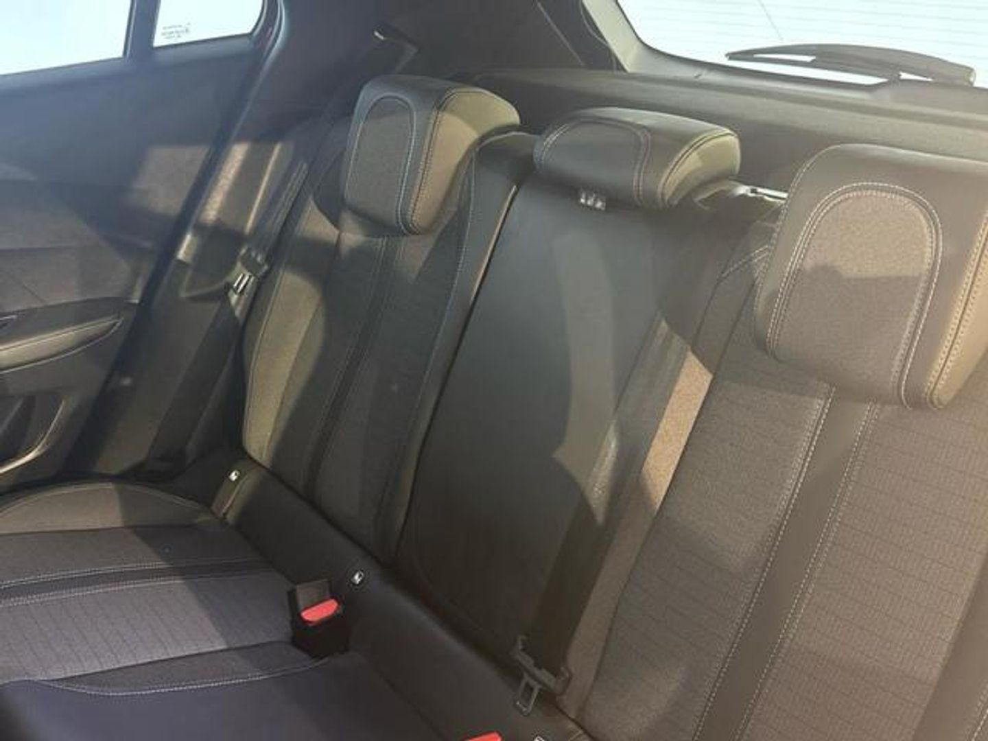Peugeot 2008 PureTech 100 S&S Allure Pack 75 kW (100 CV)