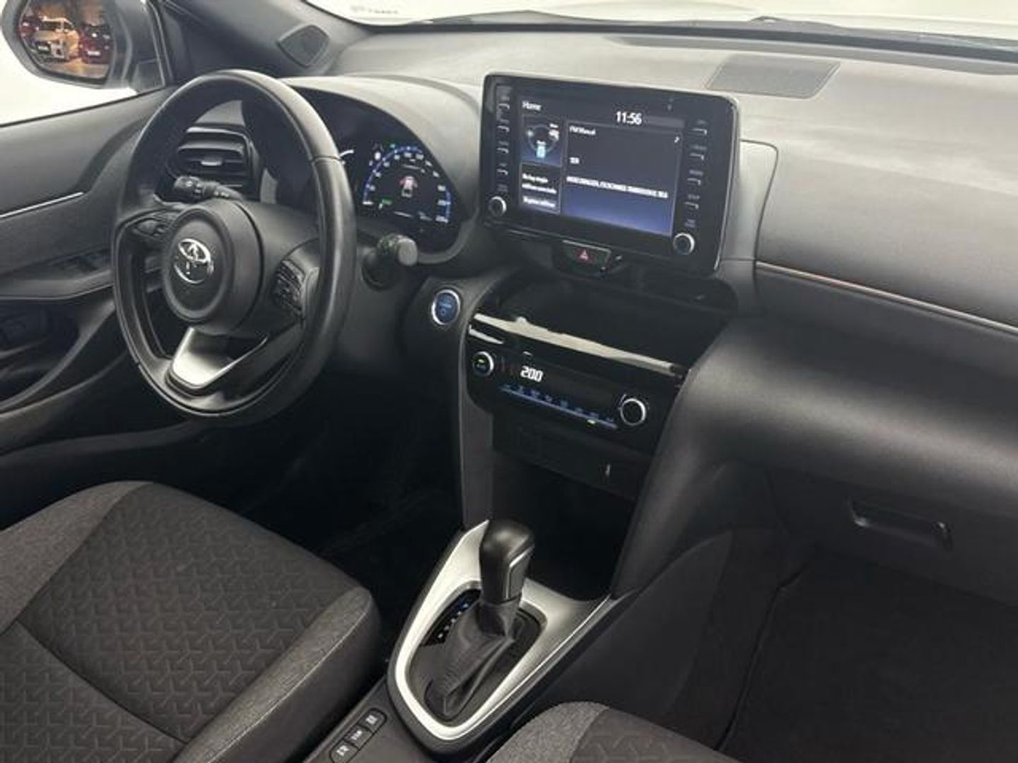 Toyota Yaris Cross 120H Business Plus 85 kW (116 CV)