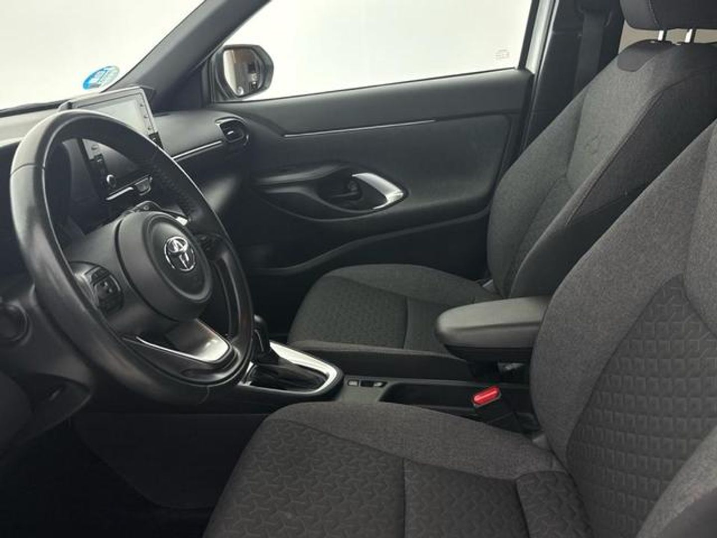 Toyota Yaris Cross 120H Business Plus 85 kW (116 CV)