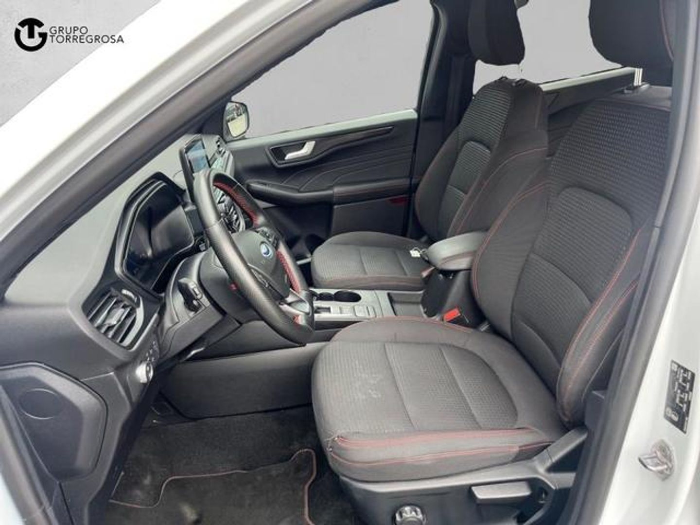 Ford Kuga 2.5 Duratec FHEV ST-Line Auto 140 kW (190 CV)