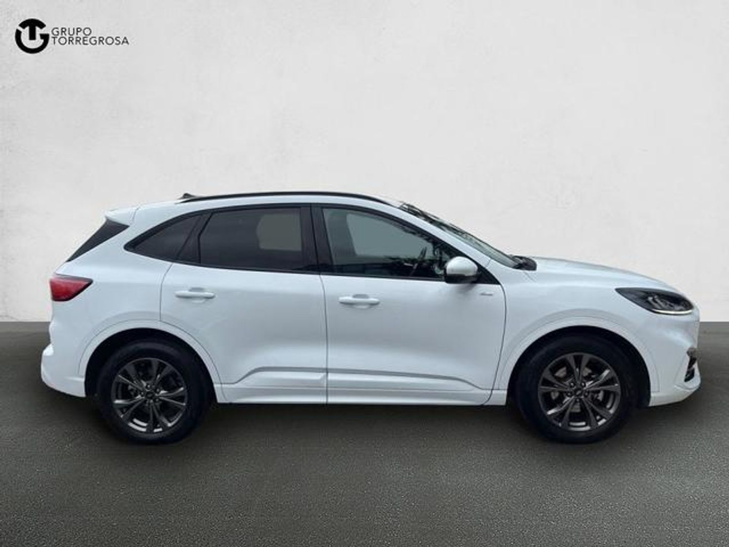 Ford Kuga 2.5 Duratec FHEV ST-Line Auto 140 kW (190 CV)