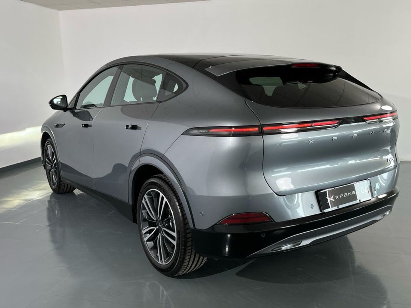 Xpeng G6 Long Range RWD 210 kW (286 CV)