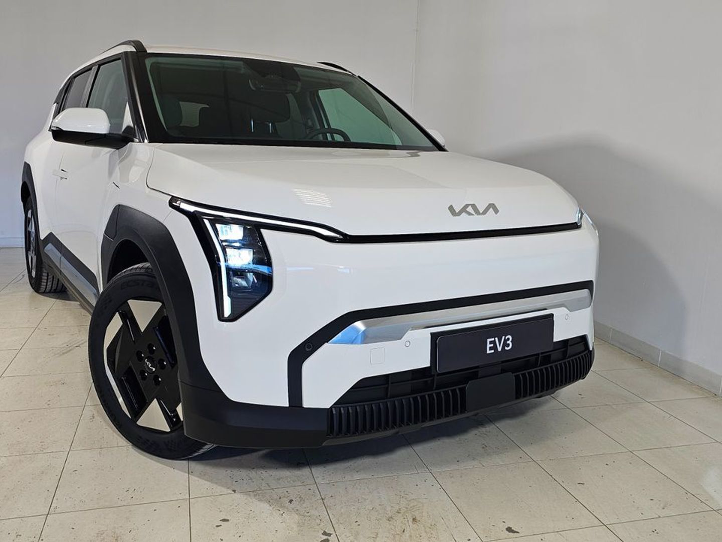 Kia EV3 Earth Long Range 150 kW (204 CV) Blanco All Terrain / Pick-up