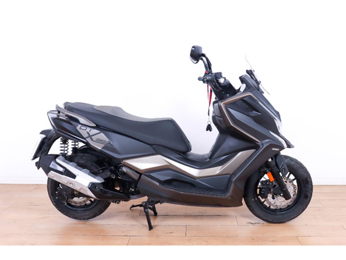 KYMCO DTX 125 Gris Motorcycle