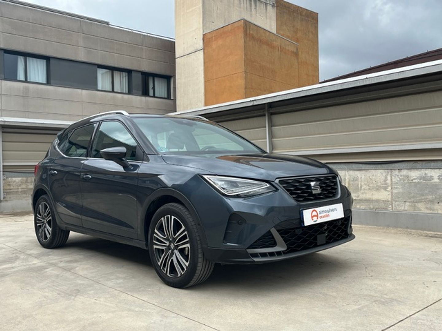 SEAT Arona 1.0 TSI FR XM 85 kW (115 CV) Gris SUV