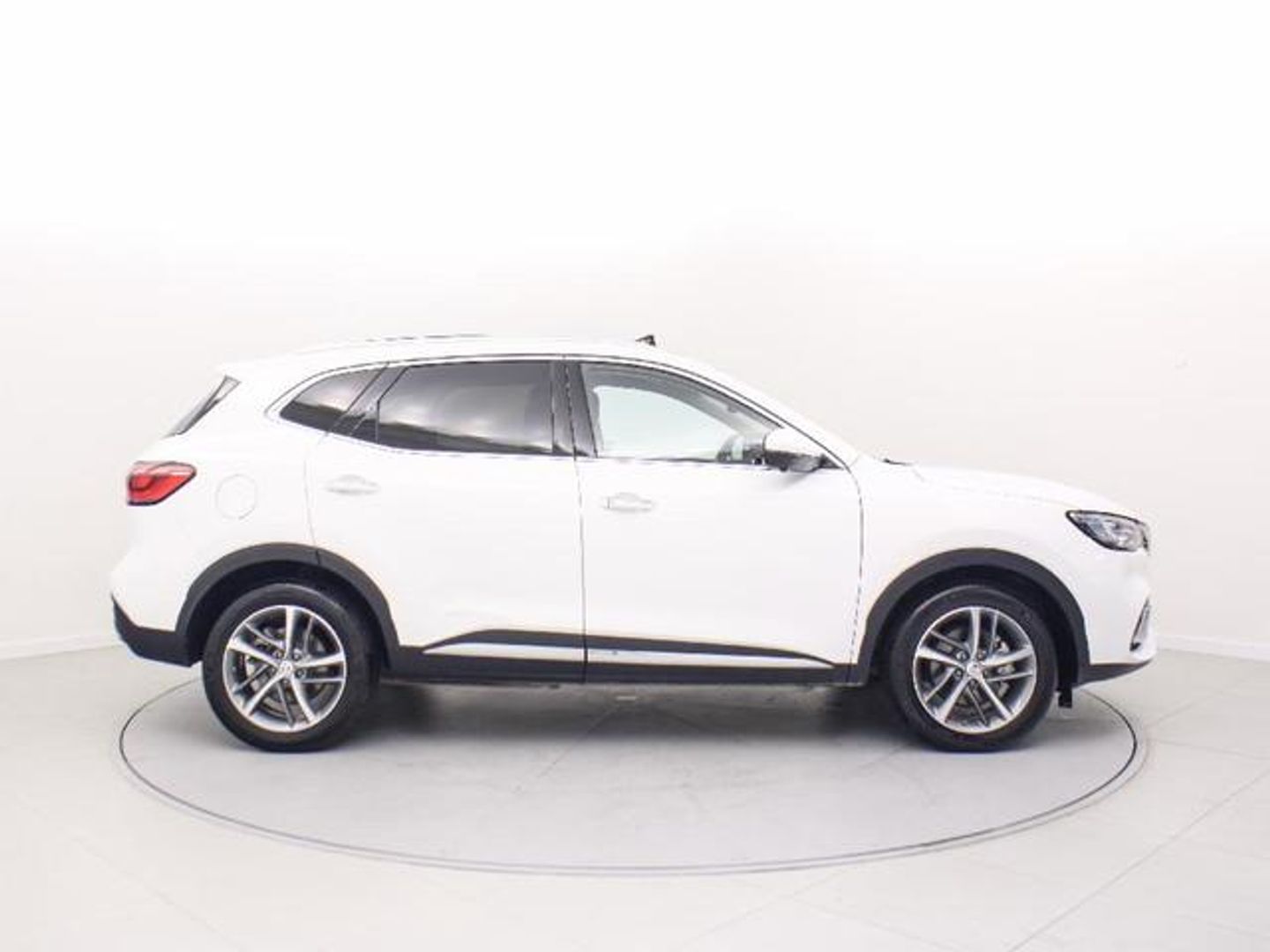 MG eHS 1.5 T-GDI PHEV Luxury 190 kW (258 CV)