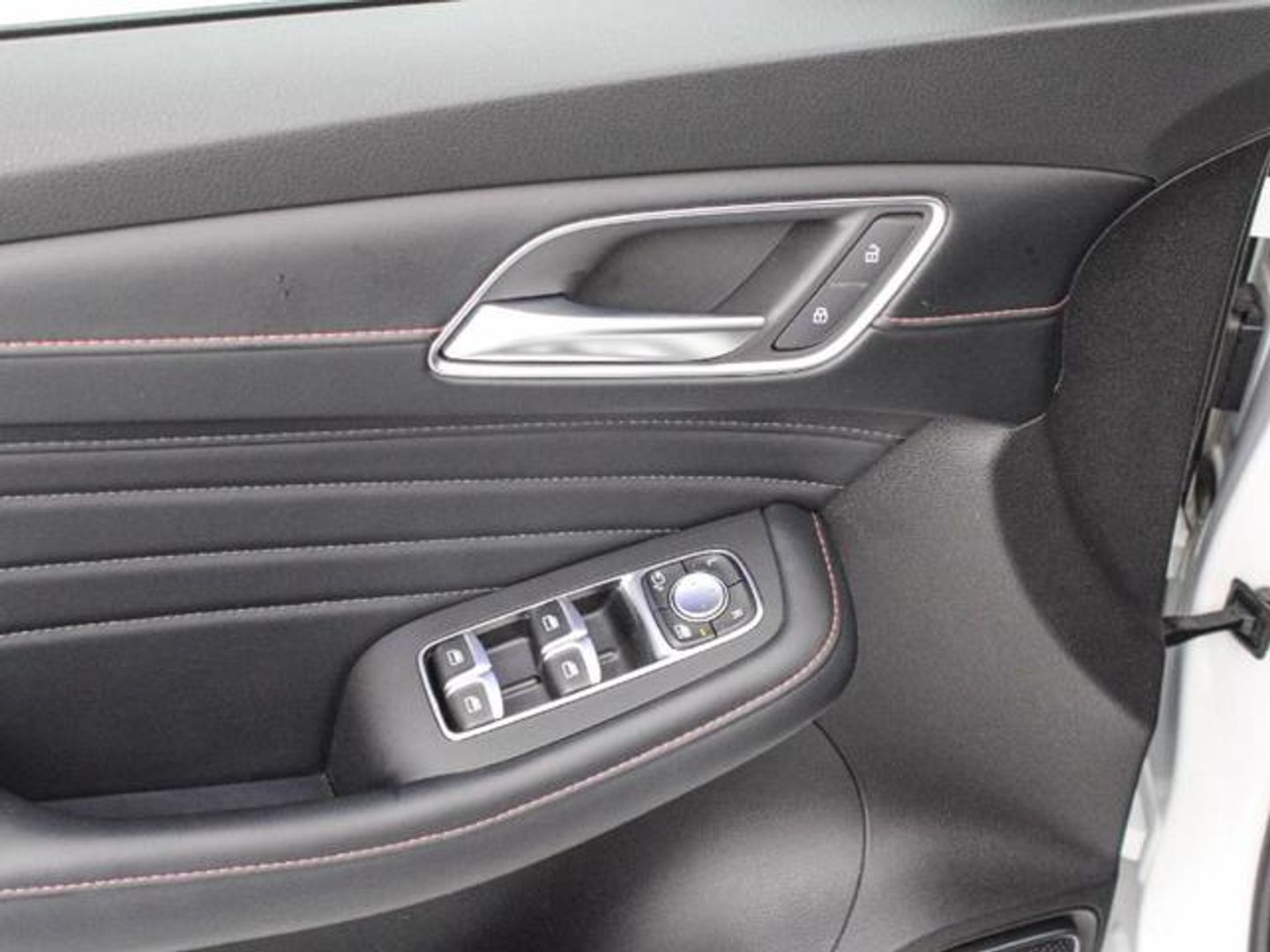 MG eHS 1.5 T-GDI PHEV Luxury 190 kW (258 CV)
