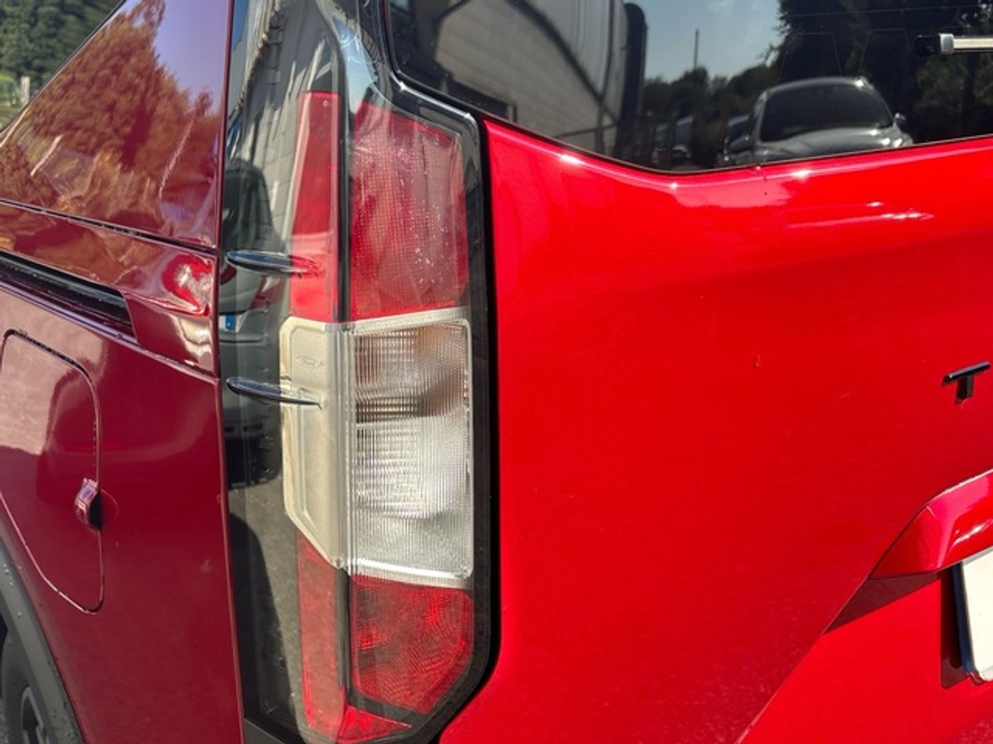 Ford Tourneo Courier BEV 43,5kWh Active Auto 100 kW (136 CV)