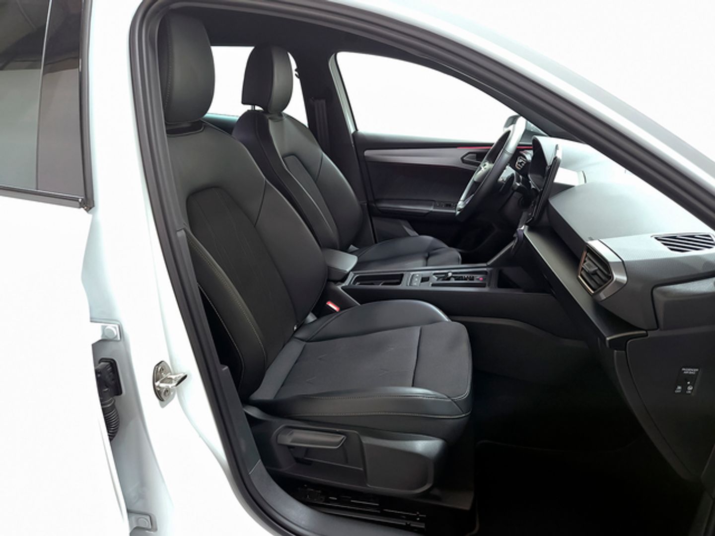 CUPRA Leon Sportstourer 1.5 eTSI DSG 110 kW (150 CV)
