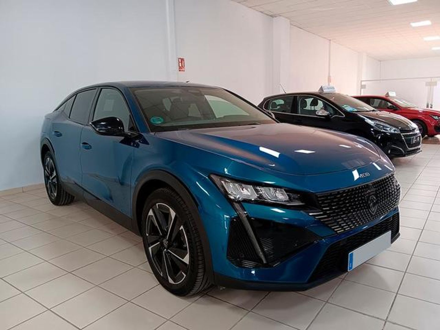Peugeot 408 Puretech 130 Allure Pack EAT8 96 kW (130 CV) Azul Sedan