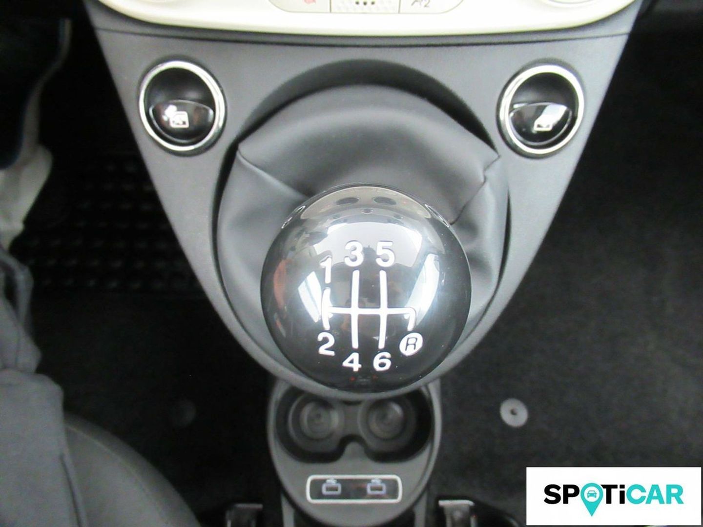 Fiat 500 1.0 Hybrid Dolcevita 51 kW (70 CV)