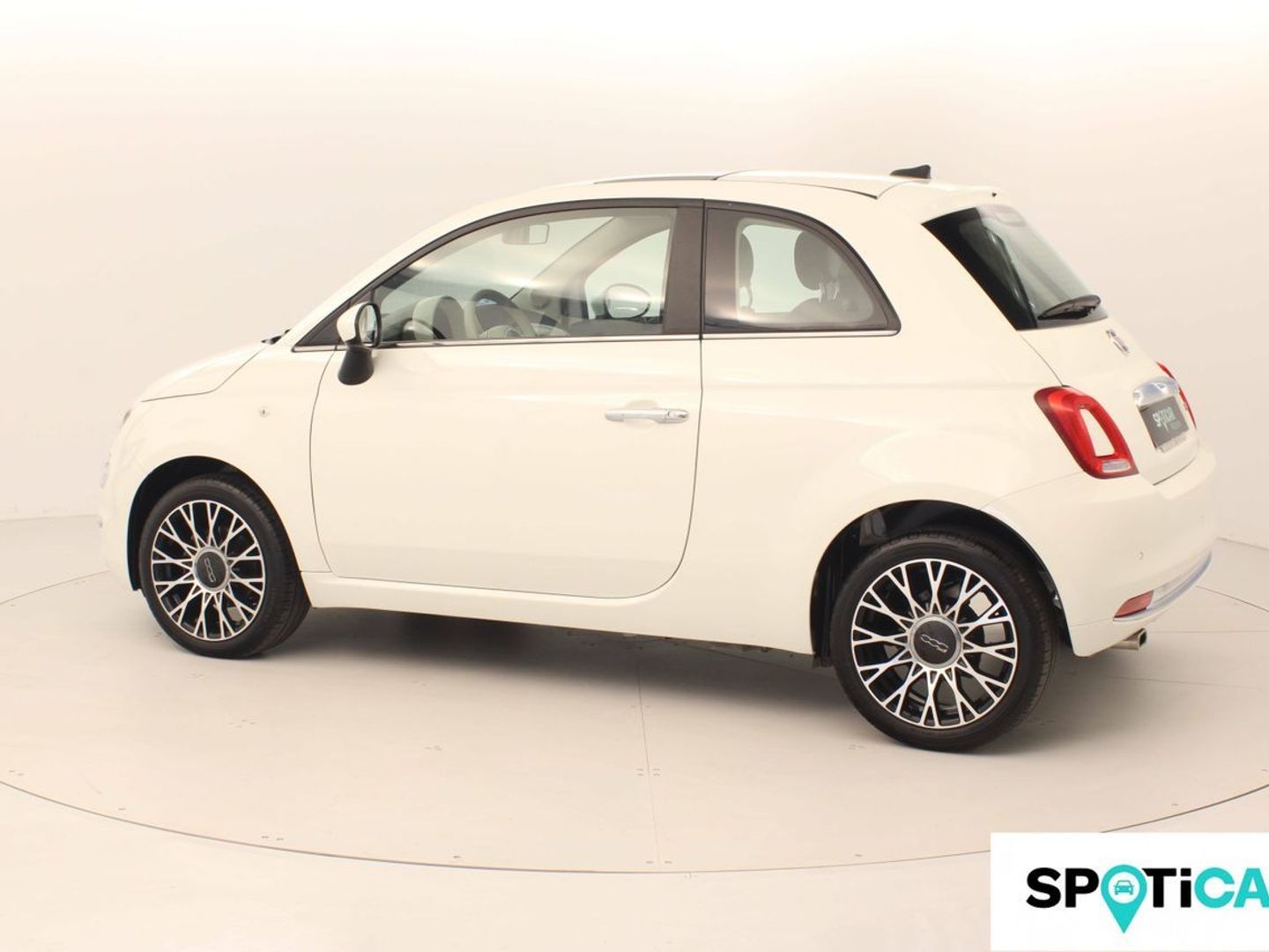 Fiat 500 1.0 Hybrid Dolcevita 51 kW (70 CV)