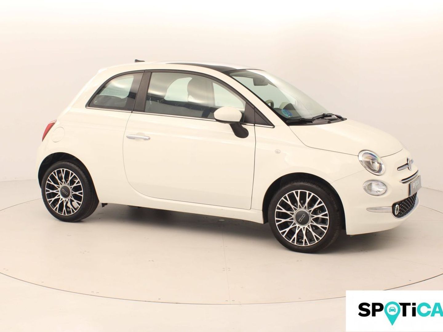Fiat 500 1.0 Hybrid Dolcevita 51 kW (70 CV)