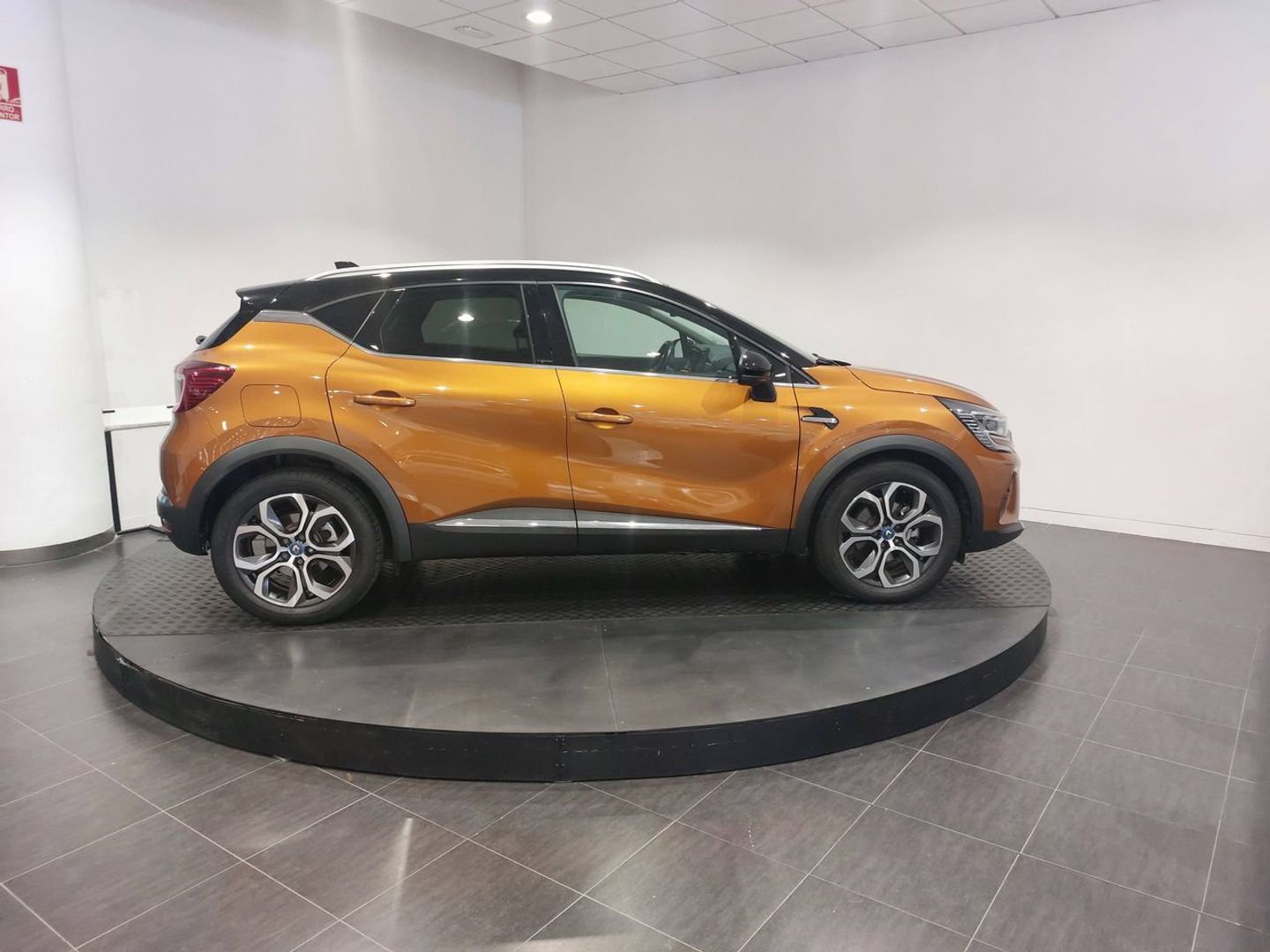 Renault Captur Zen E-TECH Híbrido enchufable 118 kW (160 CV)