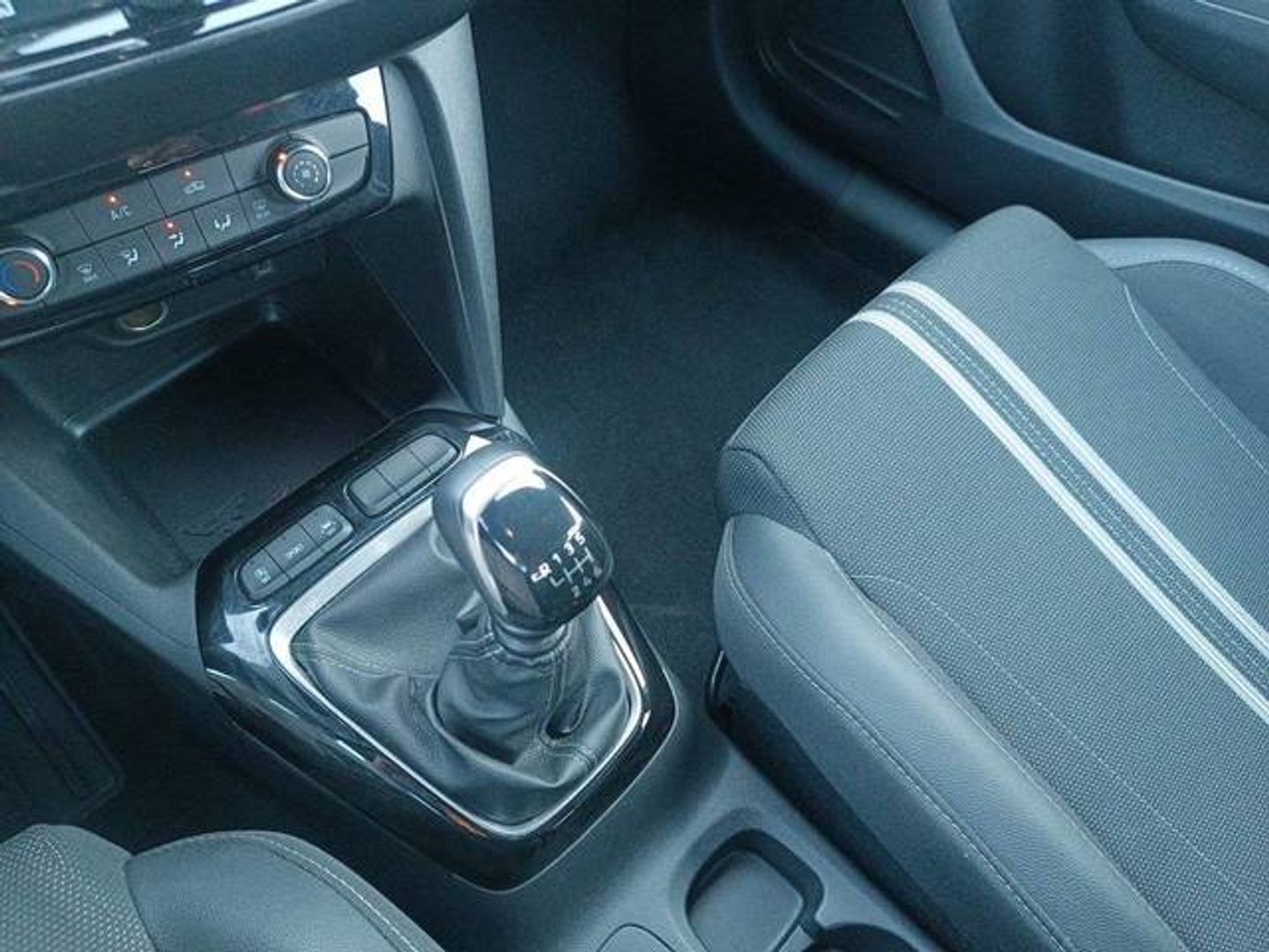 Opel Corsa 1.2T XHL GS 74 kW (100 CV)