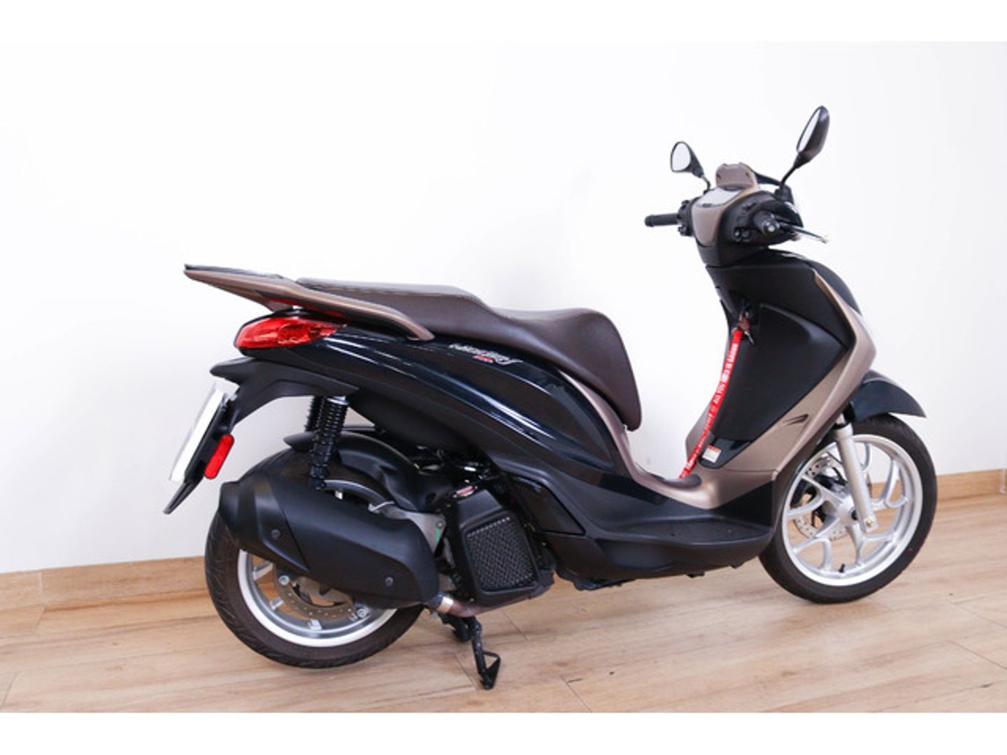 Piaggio Medley 125